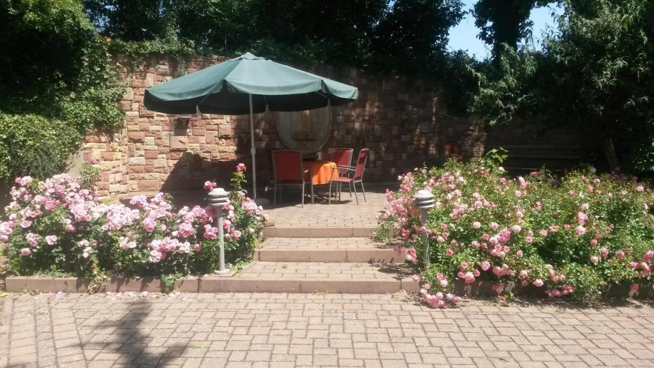 Ferienwohnungen Eichenhof Kapellen-Drusweiler Exterior photo