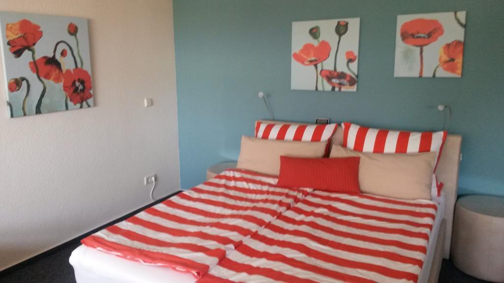 Ferienwohnungen Eichenhof Kapellen-Drusweiler Room photo